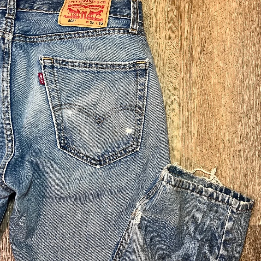 Levi's 505 Distressed Blue Straight Leg Jeans W32 L32